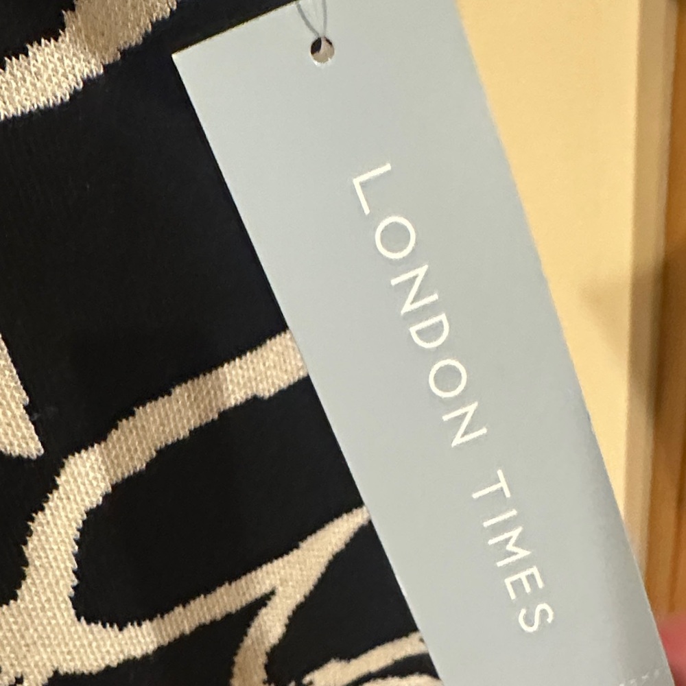 London Times Black and White Knit Dress - Picture 5 of 6